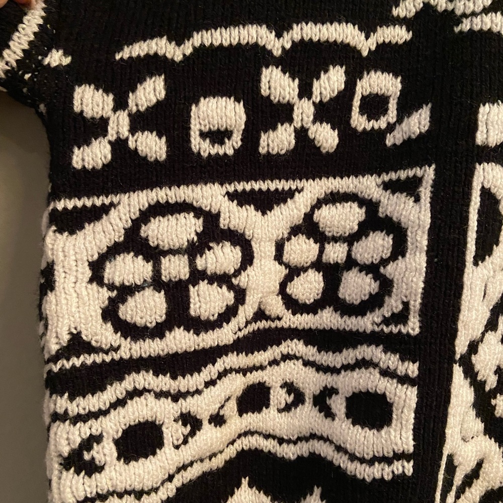 Black and White Knit Sweater - Picture 8 of 15